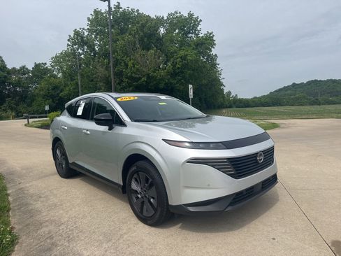 Used 2025 Nissan Murano SL AWD/4WD image 3