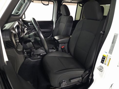 Used 2020 Jeep Gladiator Sport w/ Quick Order Package 24S image 18