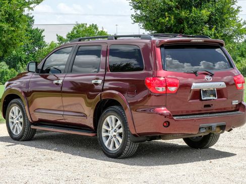 Used 2011 Toyota Sequoia Limited RWD image 9