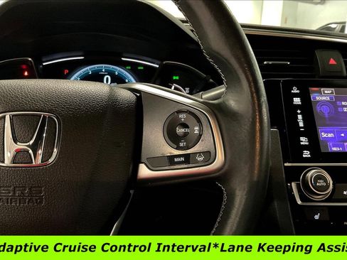 Used 2017 Honda Civic Touring image 9