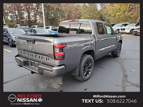 Used 2026 Nissan Frontier SV w/ All-Weather Content Package AWD/4WD image 4
