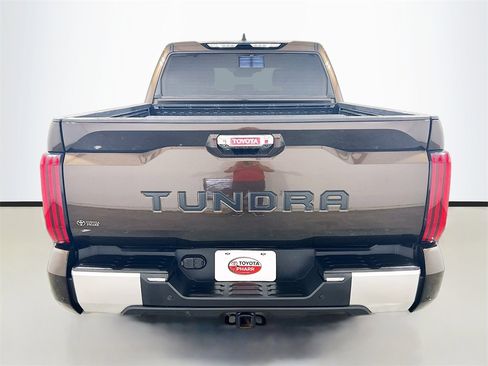 Used 2022 Toyota Tundra Limited image 5