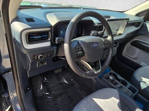 Used 2025 Ford Maverick XLT w/ XLT Luxury Package image 10