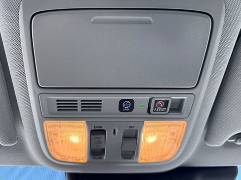 Certified 2021 Honda Accord Touring image 19
