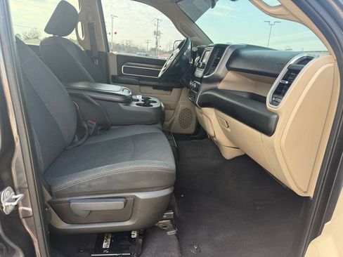Used 2021 RAM 2500 Big Horn image 21