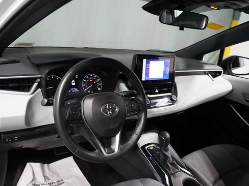 Used 2024 Toyota Corolla SE FWD image 11
