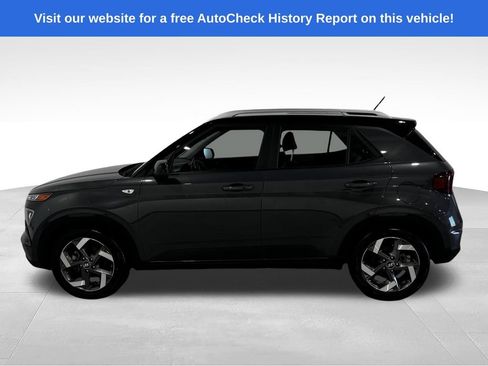 Used 2025 Hyundai Venue Limited FWD image 15