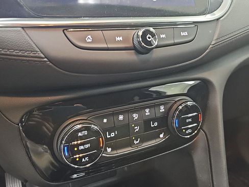 Used 2023 Buick Encore GX Select w/ Sport Touring Package AWD/4WD image 18