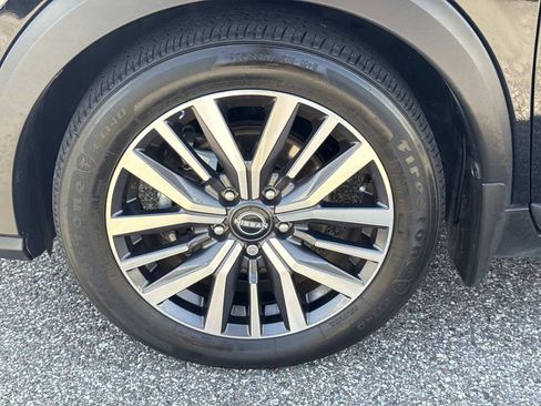 Used 2024 Nissan Kicks SV image 11