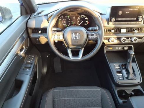 Used 2025 Honda CR-V Sport image 18