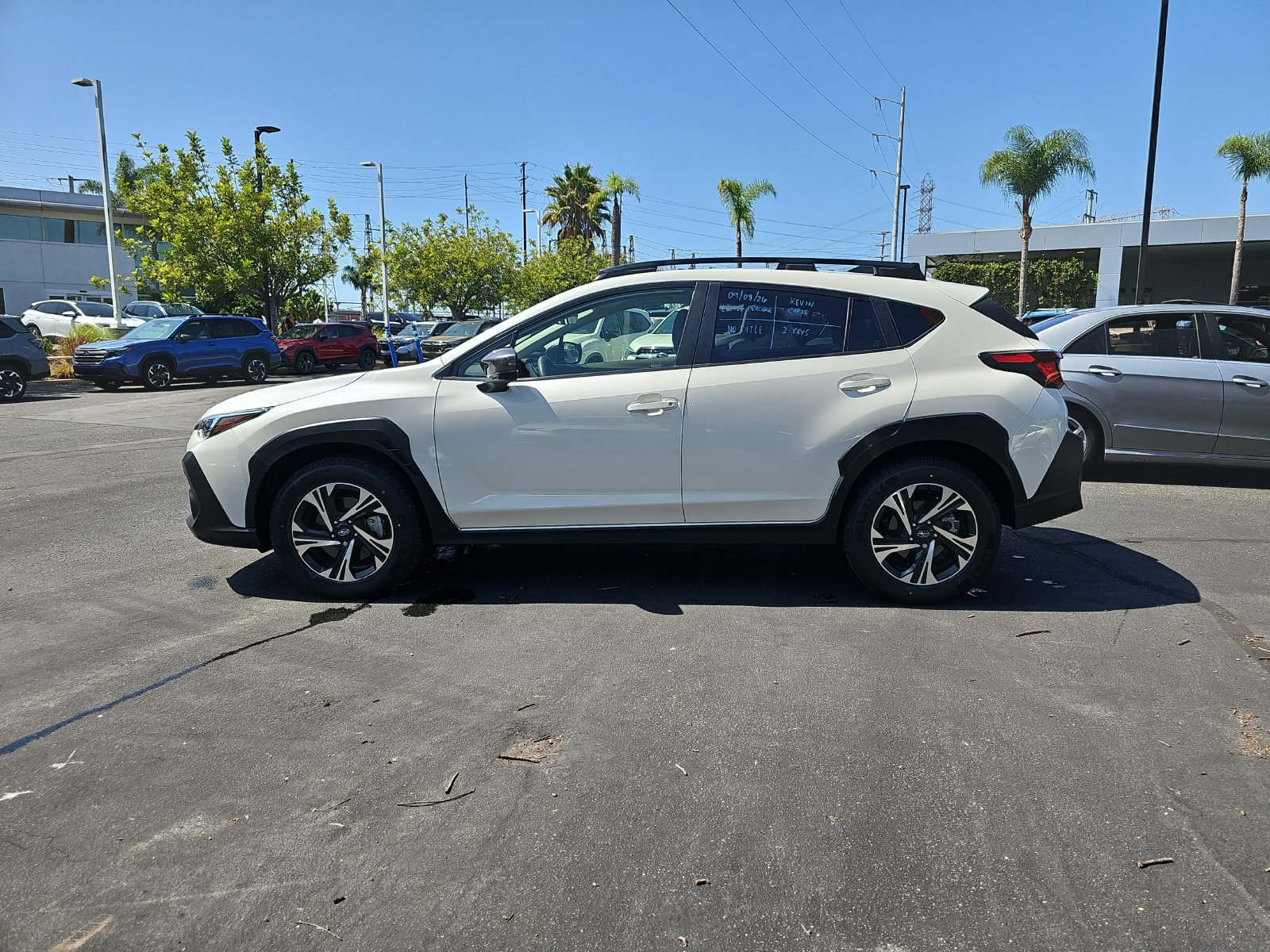 Used 2024 Subaru Crosstrek 2.0i Premium w/ Crosstrek Mirror Package AWD/4WD image 4