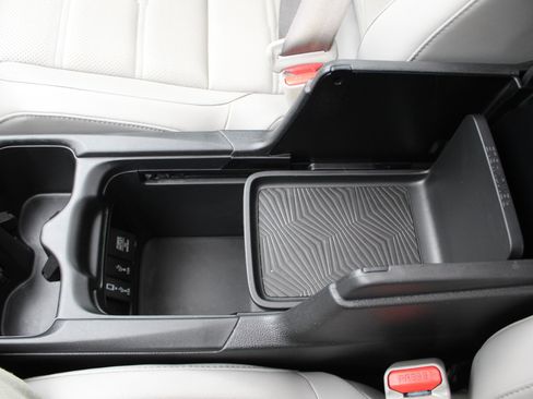 Used 2017 Honda CR-V EX-L image 33