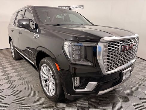Used 2024 GMC Yukon Denali w/ Denali Reserve Package AWD/4WD image 8