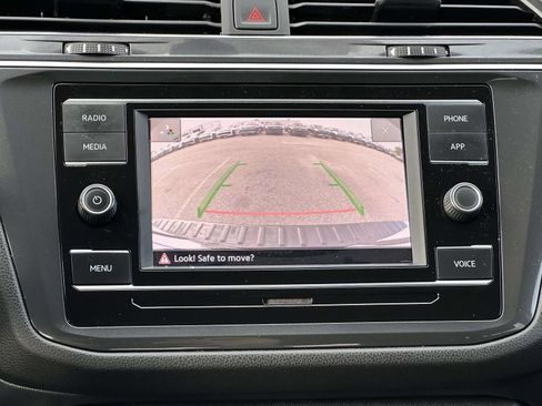 Used 2023 Volkswagen Tiguan S FWD image 19
