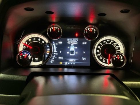 Used 2016 RAM 2500 Big Horn AWD/4WD image 14