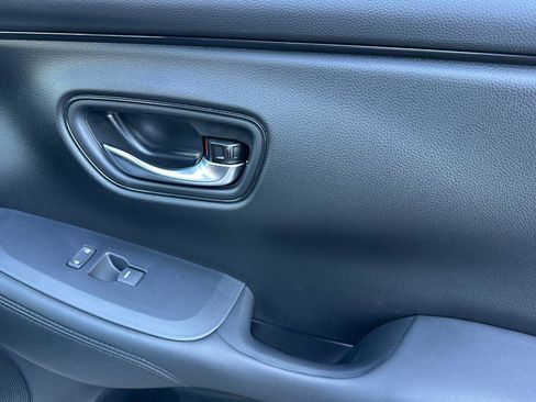 New 2026 Honda HR-V LX image 19