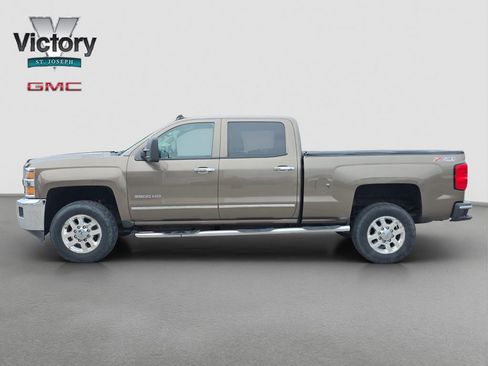 Used 2015 Chevrolet Silverado 3500 LTZ w/ Duramax Plus Package AWD/4WD image 6