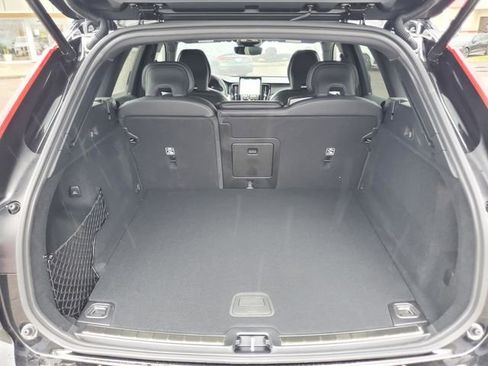 New 2026 Volvo XC60 B5 Ultra w/ Protection Package Premier AWD/4WD image 31