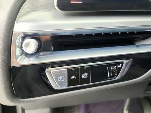 Used 2024 Cadillac Lyriq Luxury AWD/4WD image 49