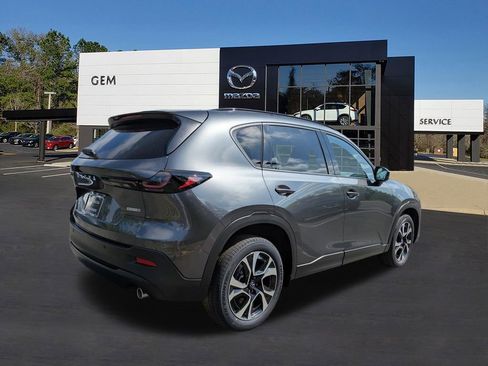 New 2026 MAZDA CX-5 Preferred image 4