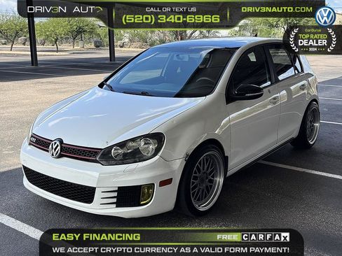 Used 2010 Volkswagen GTI 4-Door FWD image 3