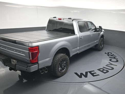 Used 2022 Ford F250 Platinum w/ FX4 Off-Road Package AWD/4WD image 25
