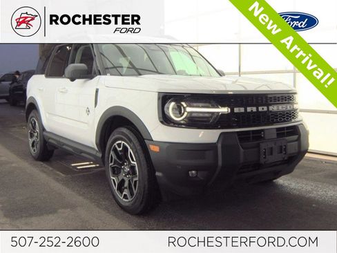 Used 2025 Ford Bronco Sport Outer Banks w/ Outer Banks Tech Package+ image 1