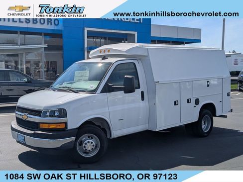 New 2024 Chevrolet Express 3500 w/ Power Convenience Package image 1