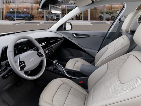 New 2026 Kia Niro EX image 17