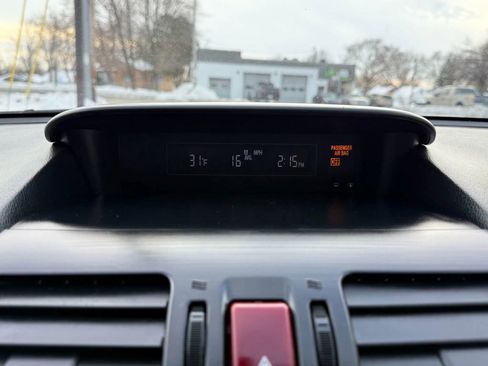 Used 2013 Subaru Impreza 2.0i Sport Premium image 21