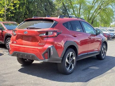 Used 2024 Subaru Crosstrek 2.5i Limited w/ Crosstrek Mirror Package AWD/4WD image 3