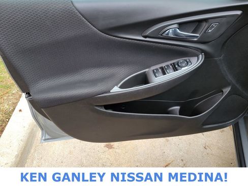 Used 2024 Chevrolet Malibu LT image 40