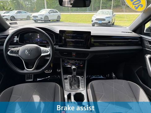 Used 2025 Volkswagen Jetta Sport FWD image 16