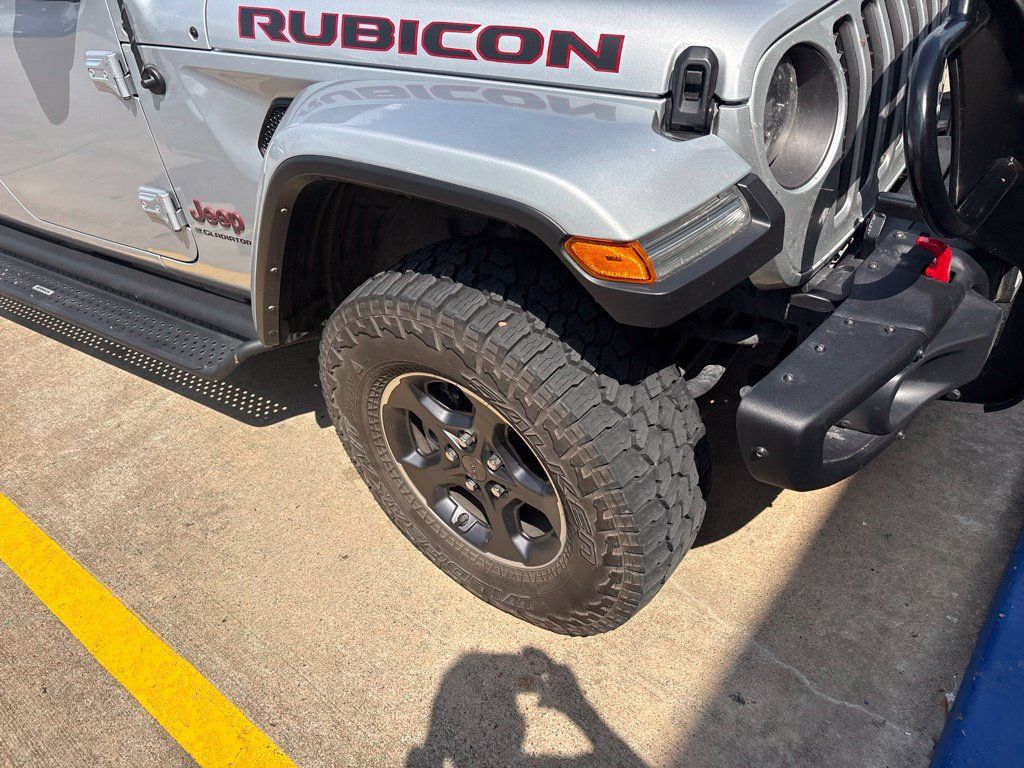 Used 2023 Jeep Gladiator Rubicon w/ LED Lighting Group AWD/4WD image 6