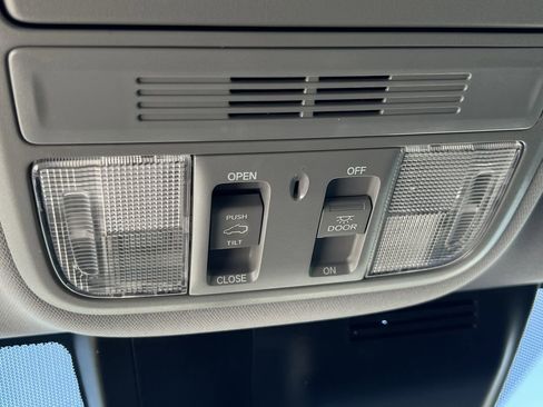 Used 2022 Honda CR-V EX image 27