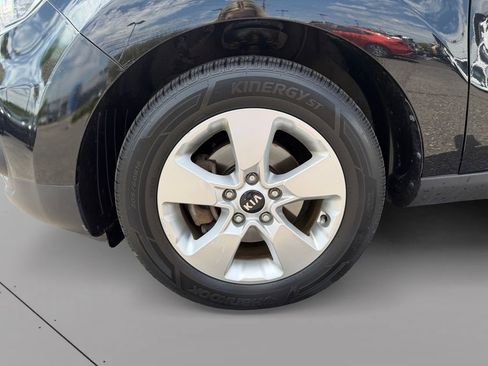 Used 2019 Kia Soul FWD image 9