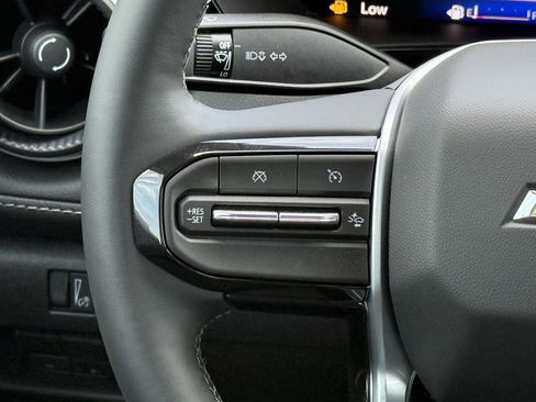 New 2026 Chevrolet Colorado LT image 13