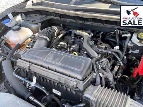 Used 2025 Ford Escape ST-Line AWD/4WD image 31