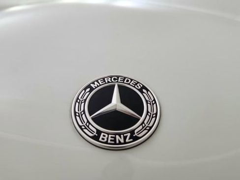 Used 2025 Mercedes-Benz GLS 450 4MATIC image 16