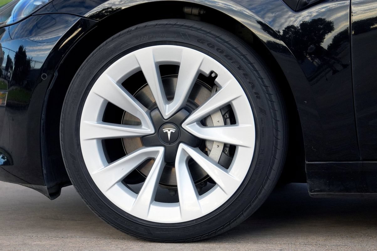 Used 2022 Tesla Model 3 RWD image 26