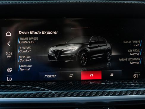 Used 2020 Alfa Romeo Stelvio Quadrifoglio w/ Nero Edizone Quadrifoglio image 35