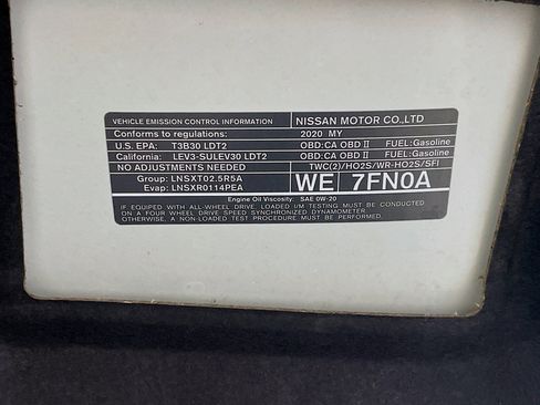 Used 2020 Nissan Rogue SV image 18