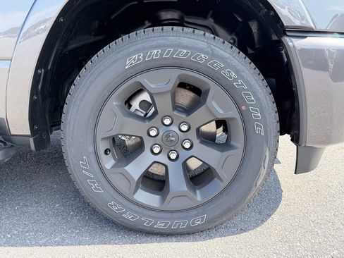 New 2026 RAM 1500 Big Horn AWD/4WD image 33