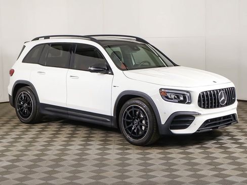 Used 2022 Mercedes-Benz GLB 35 AMG 4MATIC image 57