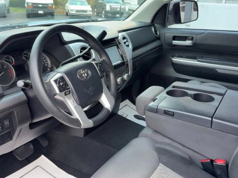 Used 2016 Toyota Tundra SR5 image 11