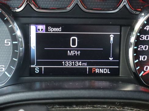 Used 2019 Chevrolet Silverado 1500 LT w/ All Star Edition AWD/4WD image 3