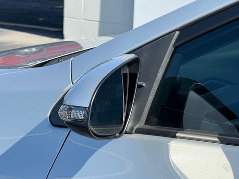 Used 2014 Toyota Corolla S Premium image 23