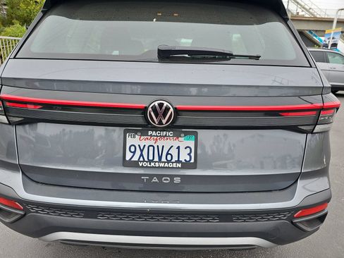 Used 2026 Volkswagen Taos S FWD image 11