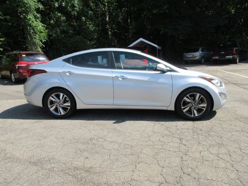 Used 2014 Hyundai Elantra Limited FWD image 4