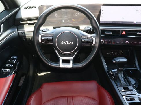 Used 2025 Kia K5 GT-Line w/ GT-Line Premium Package image 11